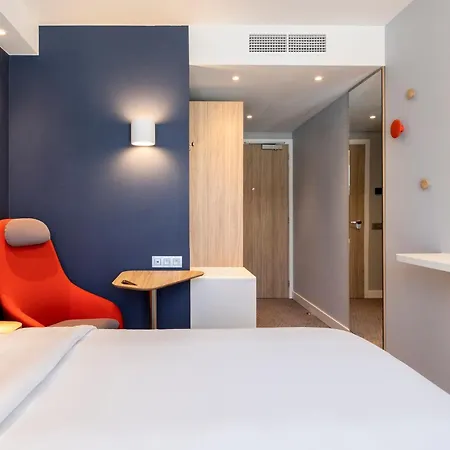 Express - Centre By Ihg 3*