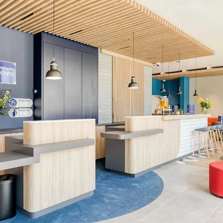 Hotel Express - Centre By Ihg
